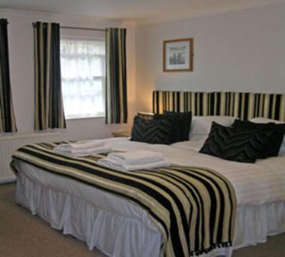 Townhouse Rooms Труро Екстериор снимка
