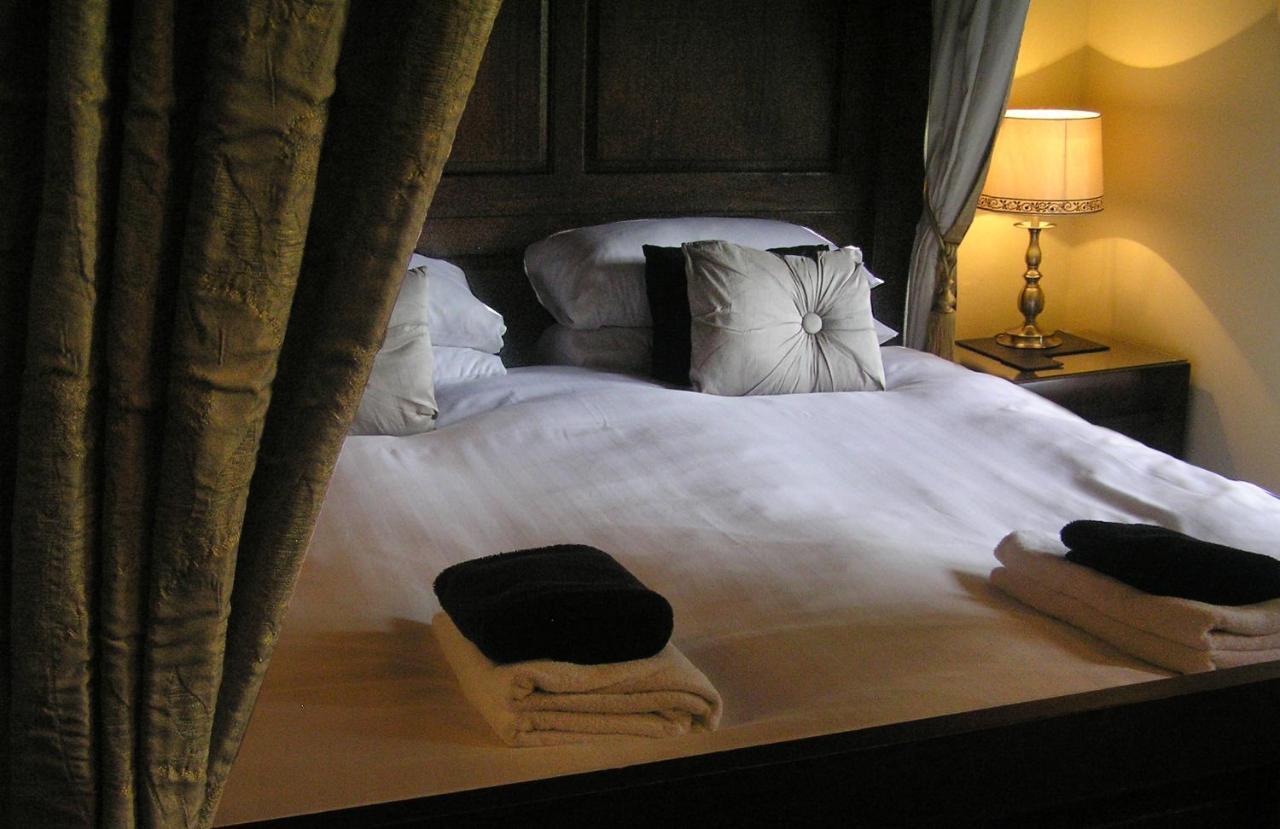 Townhouse Rooms Труро Екстериор снимка